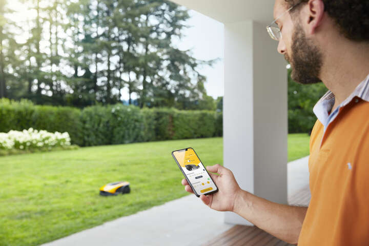 STIGA Autonomer Mähroboter A 500